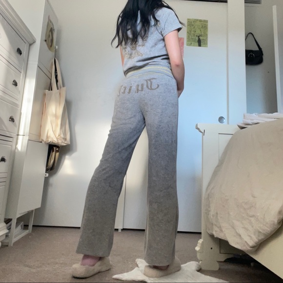 !! SUPER CUTE VINTAGE Y2K JUICY COUTURE TRACKSUIT SET !! - Picture 8 of 8